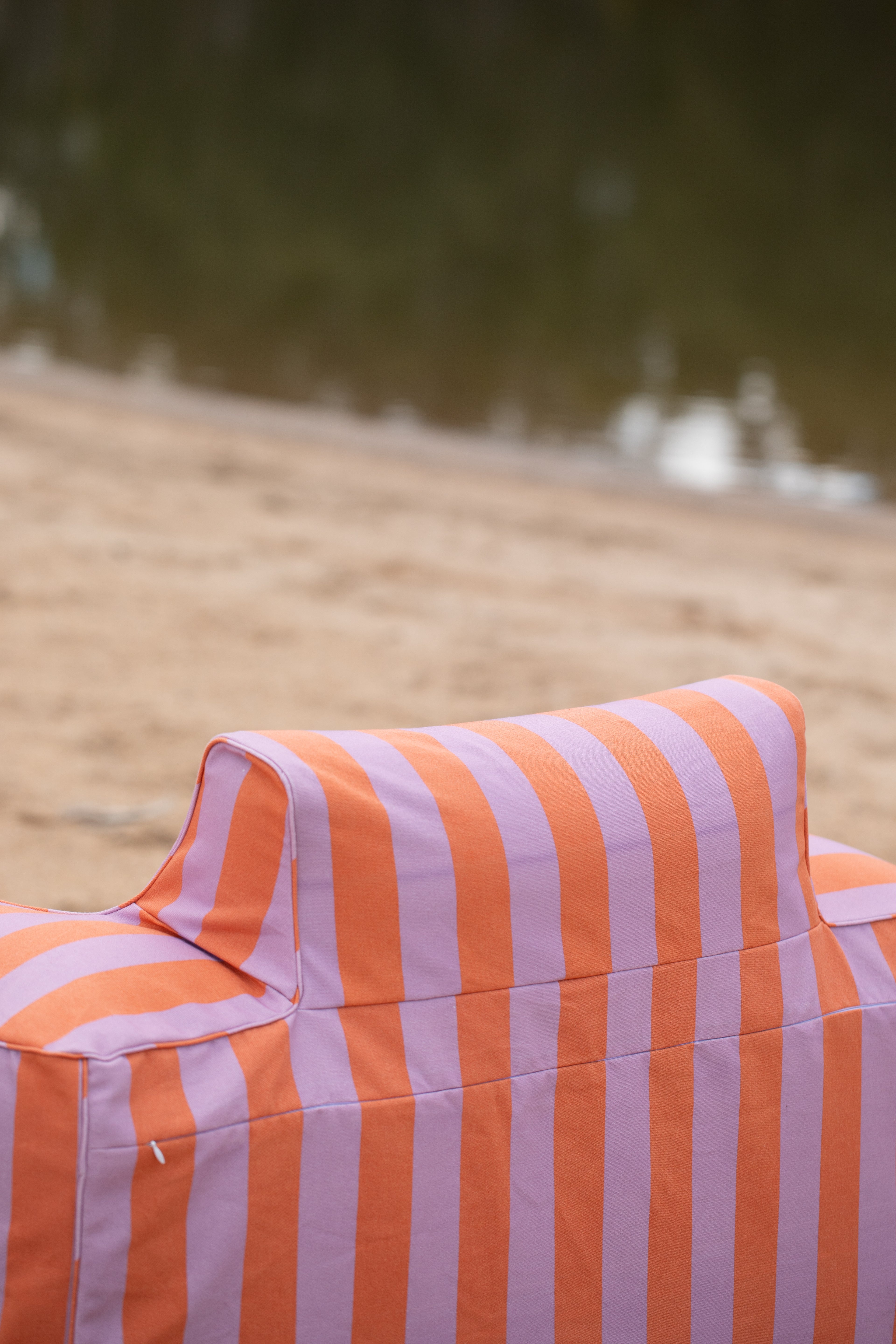 The Clouded Couch Single - Palm Springs