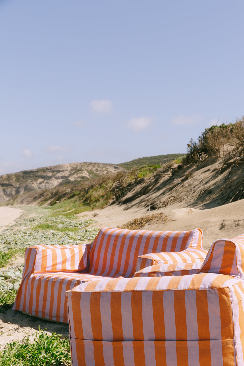 The Clouded Couch Double - Palm Springs